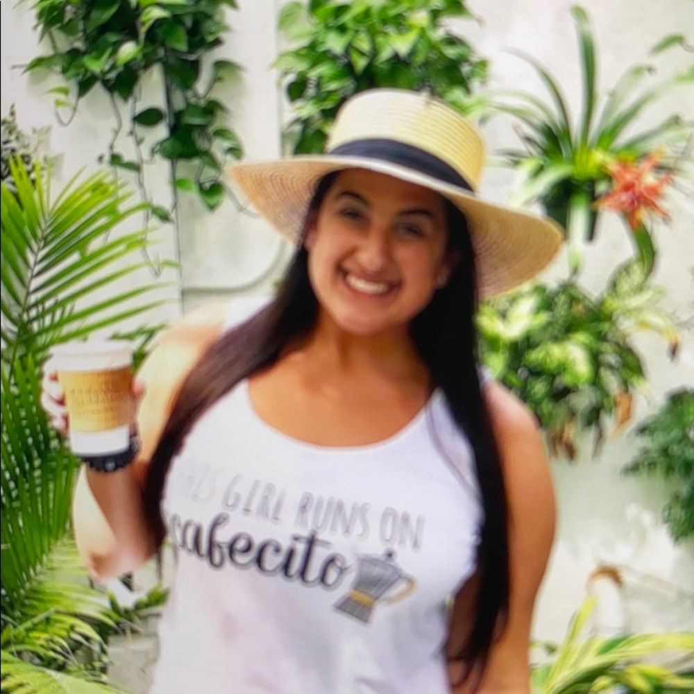 Meet your Posher, Stephanie